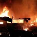 Ratusan kios  di kawasan Monas Jakarta  hangus terbakar