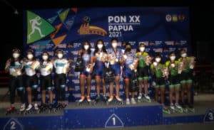Upacara penghormatan pemenang cabang sepatu roda PON XX Papua