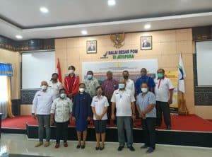 Papua-Foto bersama Pemerintah Kota Jayapura dan peserta pelatihan